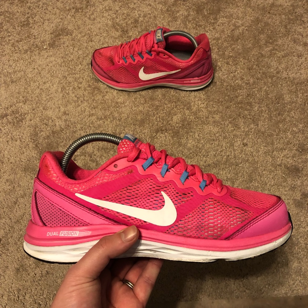 Nike Dual Fusion Run 3 Pink Sneakers Womens Size 8